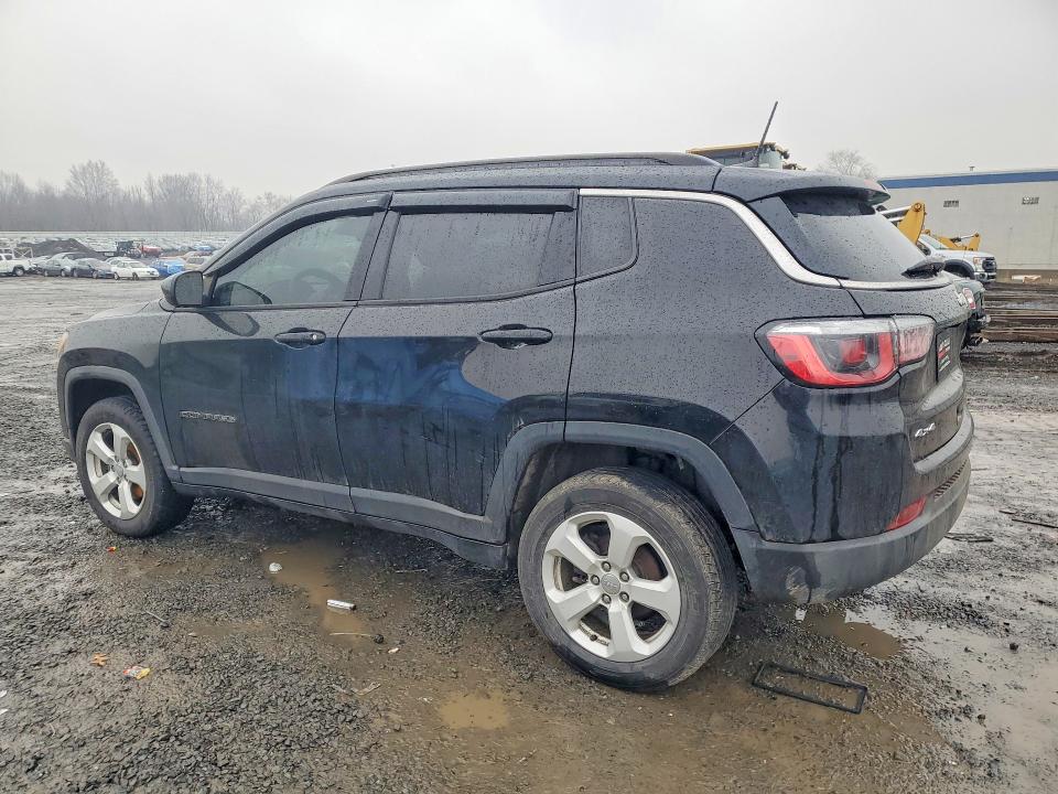 41731236 :رقم المزاد ، 3C4NJDBB8KT792509 vin ، 2019 Jeep Compass مزاد بيع