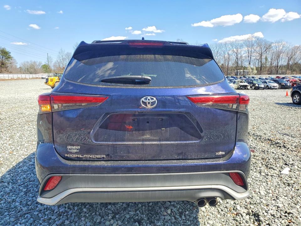 42009296 :رقم المزاد ، 5TDLZRAH1MS075823 vin ، 2021 Toyota Highlander مزاد بيع