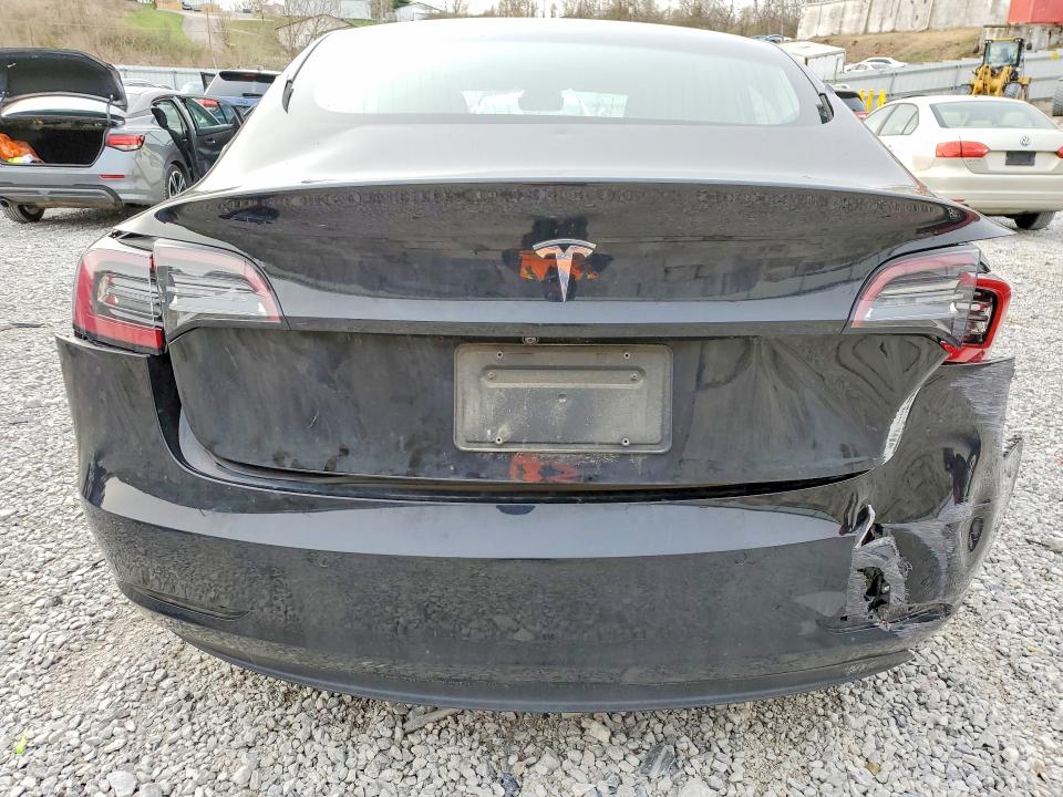 46438446 :رقم المزاد ، 5YJ3E1EA4LF657461 vin ، 2020 Tesla Model 3 مزاد بيع
