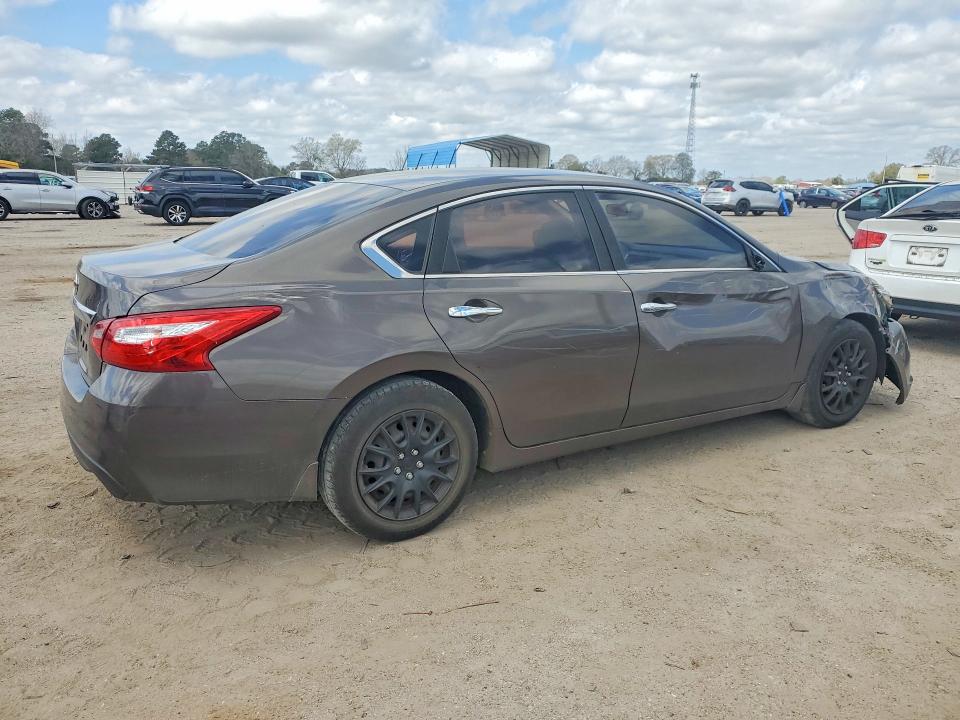 79779085 :رقم المزاد ، 1N4AL3AP0HN304751 vin ، 2017 Nissan Altima مزاد بيع