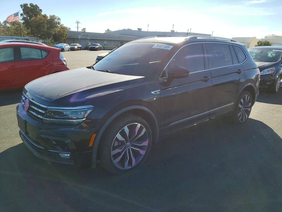 79107705 :رقم المزاد ، 3VV4B7AXXMM074420 vin ، 2021 Volkswagen Tiguan مزاد بيع