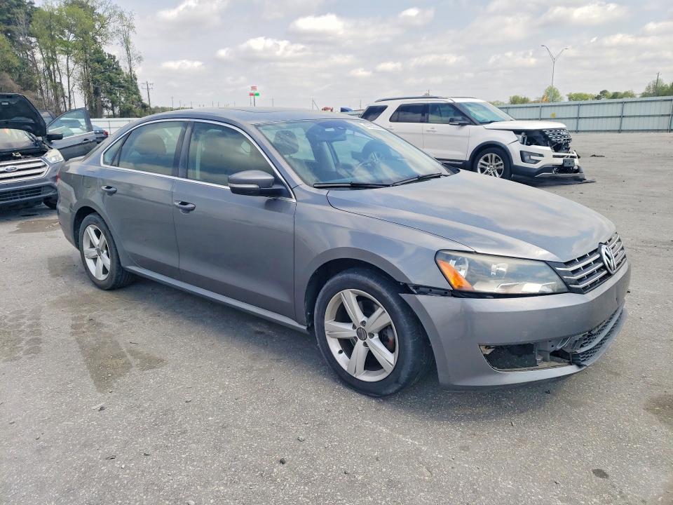 2013 Volkswagen Passat მანქანა იყიდება აუქციონზე, vin: 1VWBN7A37DC028973, აუქციონის ნომერი: 47630286