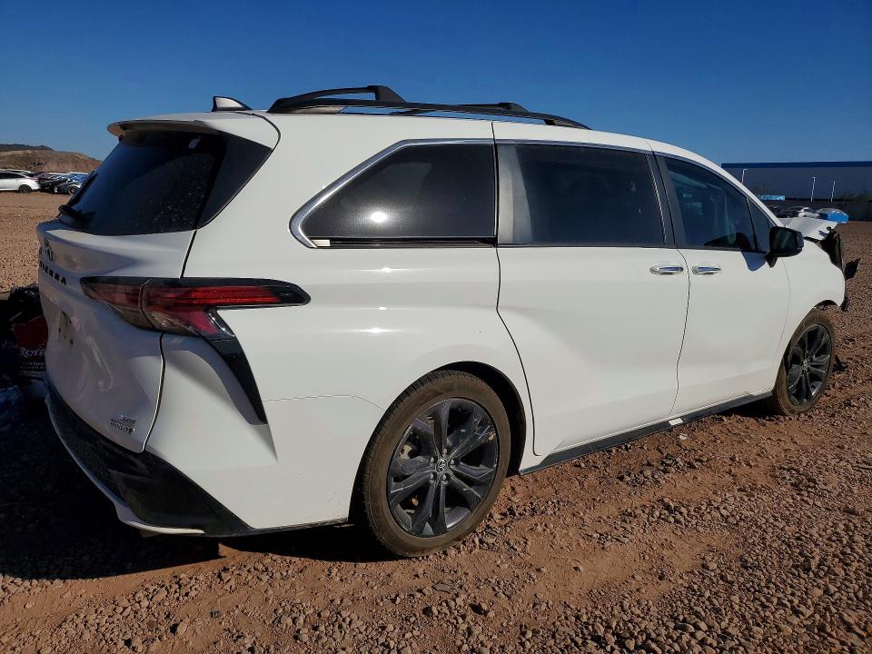 2022 Toyota Sienna მანქანა იყიდება აუქციონზე, vin: 5TDXRKEC9NS086710, აუქციონის ნომერი: 79932675
