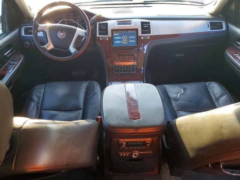 Продаж на аукціоні авто 2008 Cadillac Escalade, vin: 1GYFK66858R276874, номер лоту: 79646065