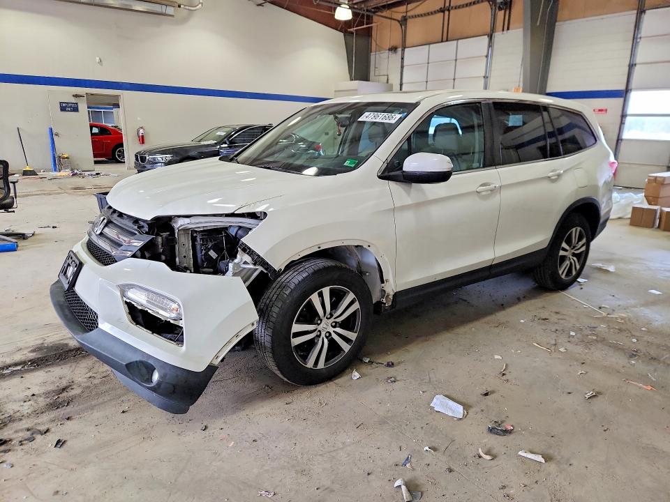 Auction sale of the 2018 Honda Pilot, vin: 5FNYF6H52JB036117, lot number: 47961686
