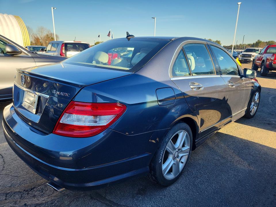 Aukcja sprzedaży 2011 Mercedes-benz C, vin: WDDGF8BB4BR142933, numer aukcji: 45573606
