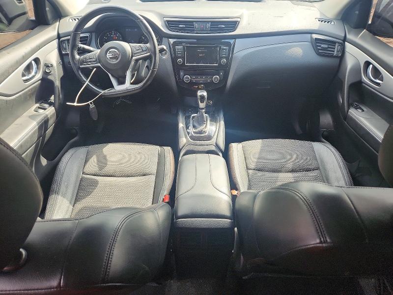 45512236 :رقم المزاد ، JN1BJ1CWXLW388872 vin ، 2020 Nissan Rogue Sport مزاد بيع