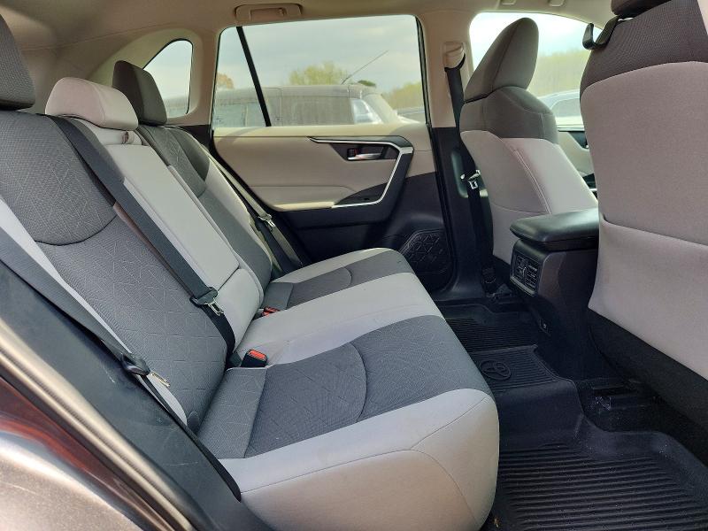 47342866 :رقم المزاد ، 2T3P1RFV6MC213556 vin ، 2021 Toyota Rav4 مزاد بيع