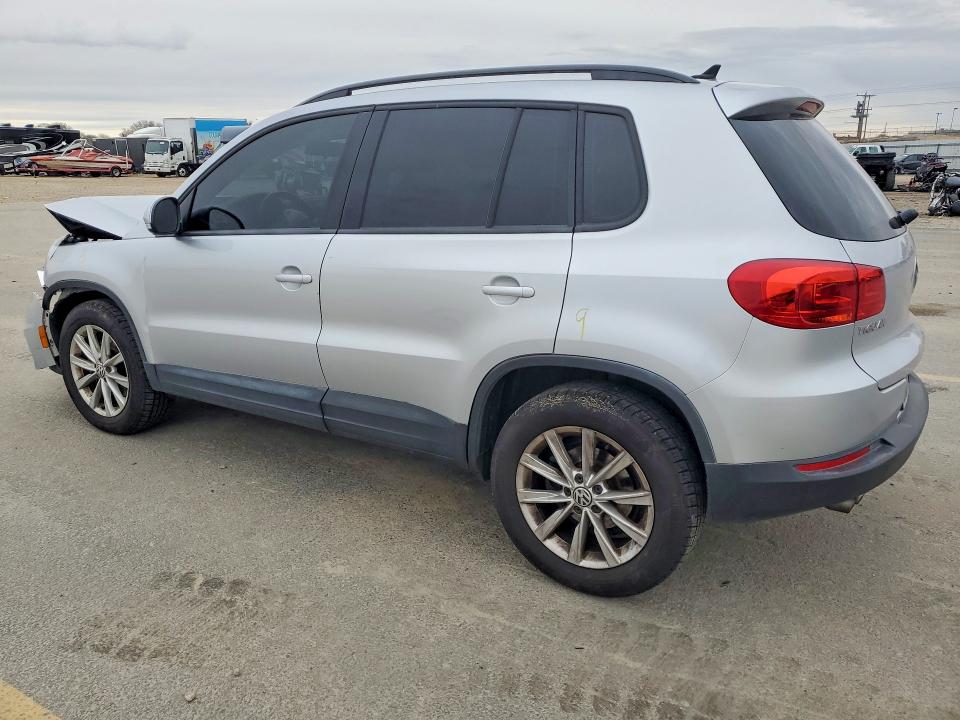 Продажа на аукционе авто 2015 Volkswagen Tiguan, vin: WVGBV7AX9FW504966, номер лота: 42074746