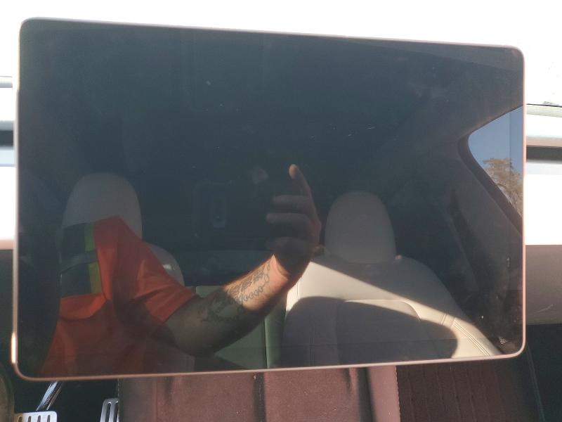 41949876 :رقم المزاد ، 7SAYGDEF5PF871929 vin ، 2023 Tesla Model Y مزاد بيع