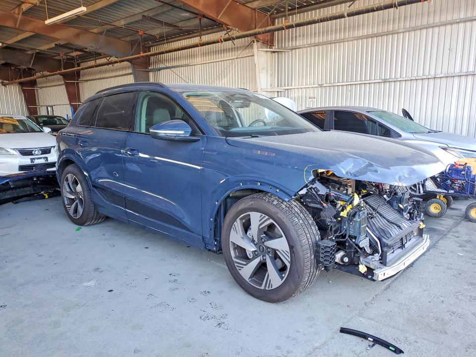 2025 Audi Q6 E-tron მანქანა იყიდება აუქციონზე, vin: WA134BGF1SA063459, აუქციონის ნომერი: 45541166