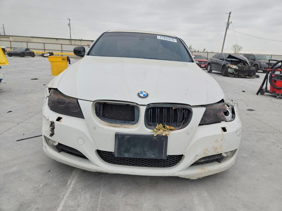 47954416 :رقم المزاد ، WBAPK5C5XBA654138 vin ، 2011 Bmw 328 مزاد بيع