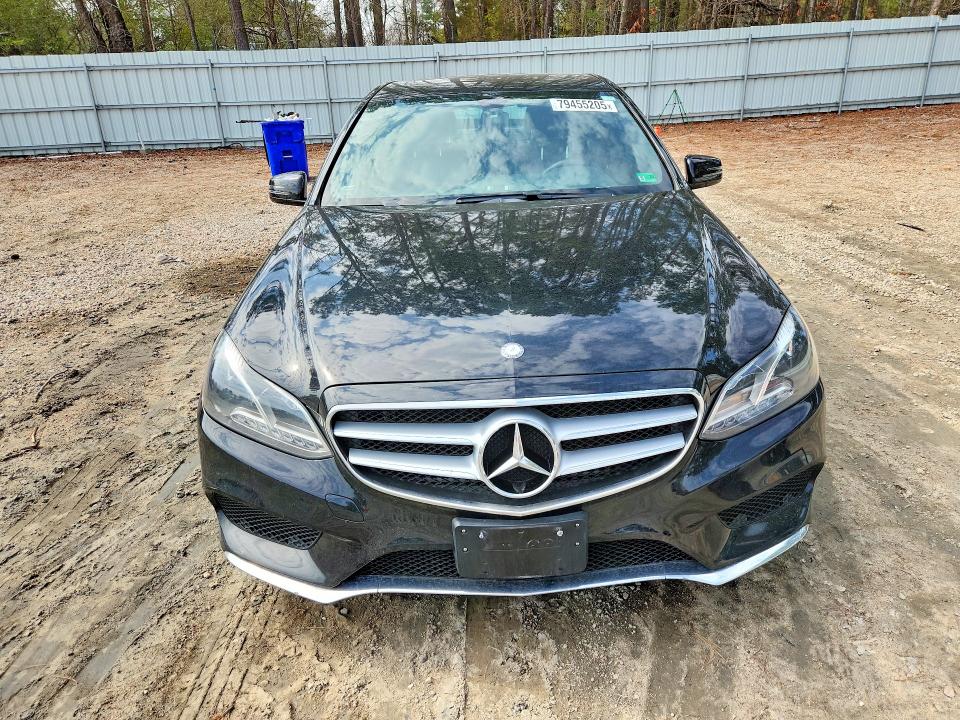 79455205 :رقم المزاد ، WDDHF8JB3FB121138 vin ، 2015 Mercedes-benz E مزاد بيع