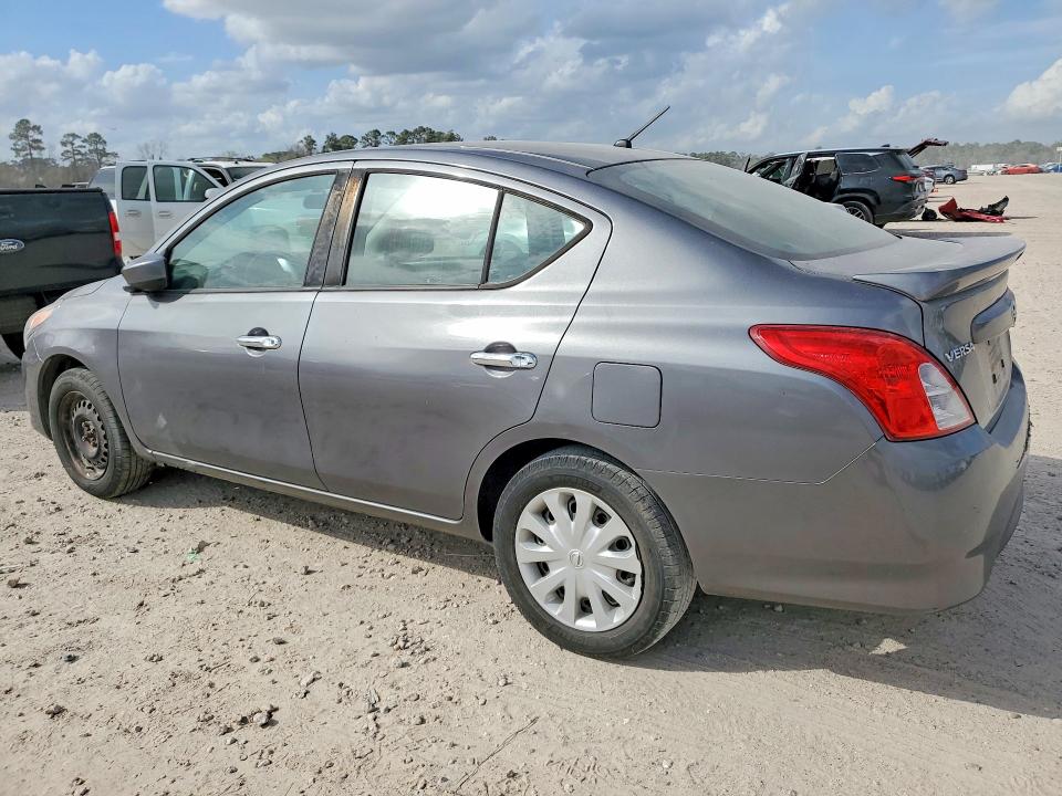 41644316 :رقم المزاد ، 3N1CN7APXHL861531 vin ، 2017 Nissan Versa مزاد بيع