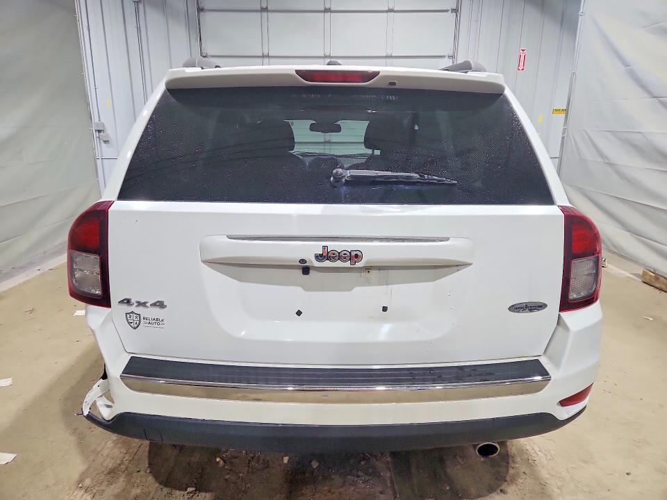47050496 :رقم المزاد ، 1C4NJDEB5GD723981 vin ، 2016 Jeep Compass مزاد بيع