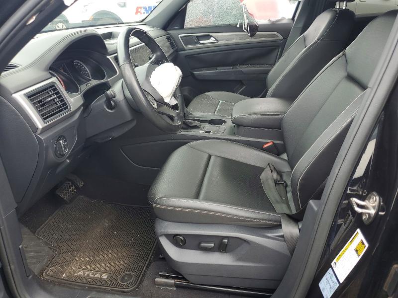 46054256 :رقم المزاد ، 1V23C2CA4LC216486 vin ، 2020 Volkswagen Atlas Cross Sport مزاد بيع