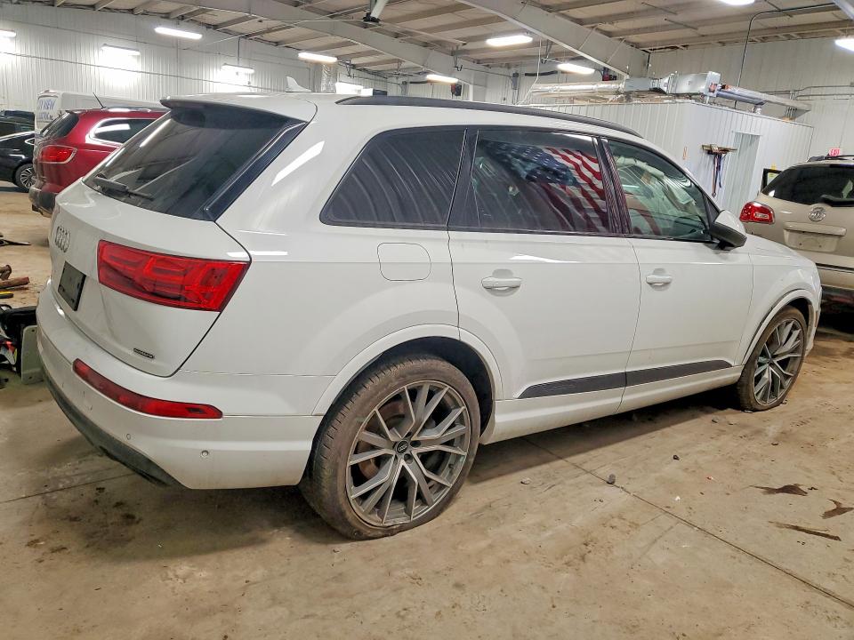 2019 Audi Q7 მანქანა იყიდება აუქციონზე, vin: WA1VAAF71KD037982, აუქციონის ნომერი: 45944686