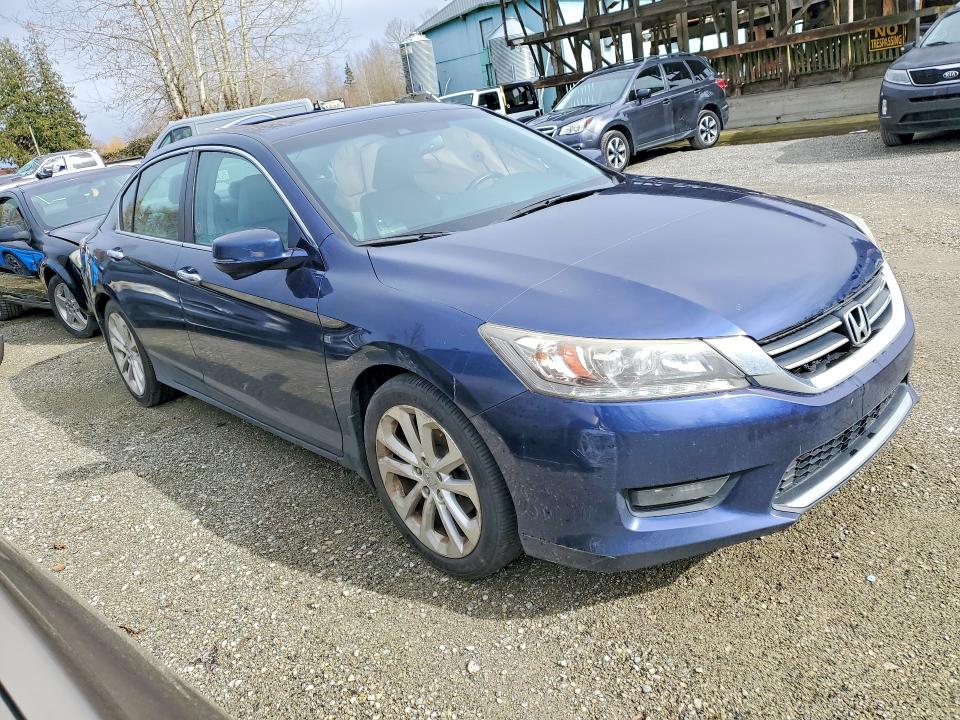 Продажа на аукционе авто 2015 Honda Accord, vin: 1HGCR2F97FA807785, номер лота: 78262185