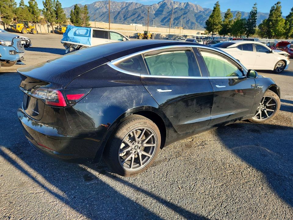 2019 Tesla Model 3 მანქანა იყიდება აუქციონზე, vin: 5YJ3E1EA3KF397794, აუქციონის ნომერი: 45866876