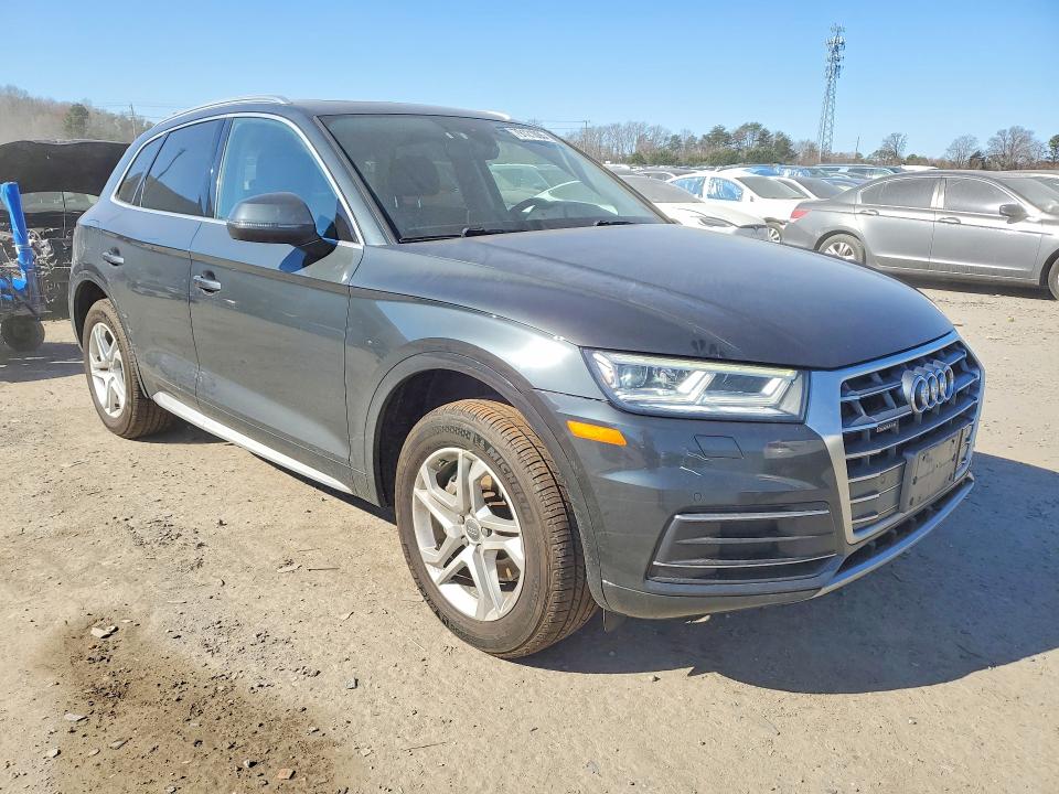 79121095 :رقم المزاد ، WA1BNAFY6J2074035 vin ، 2018 Audi Q5 مزاد بيع