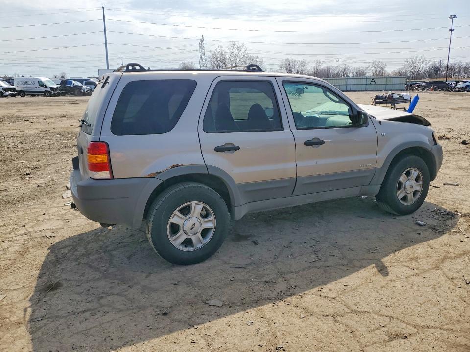 2001 Ford Escape მანქანა იყიდება აუქციონზე, vin: 1FMYU04181KB28143, აუქციონის ნომერი: 47988046