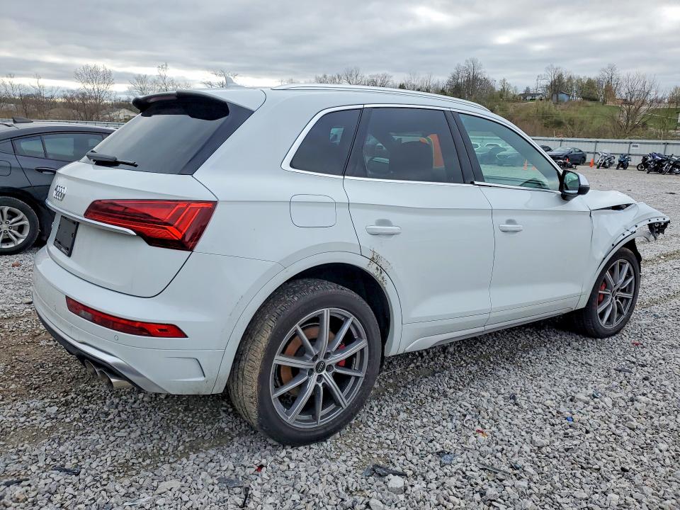 Продажа на аукционе авто 2025 Audi Sq5, vin: WA1B4AFY9S2028378, номер лота: 46893026