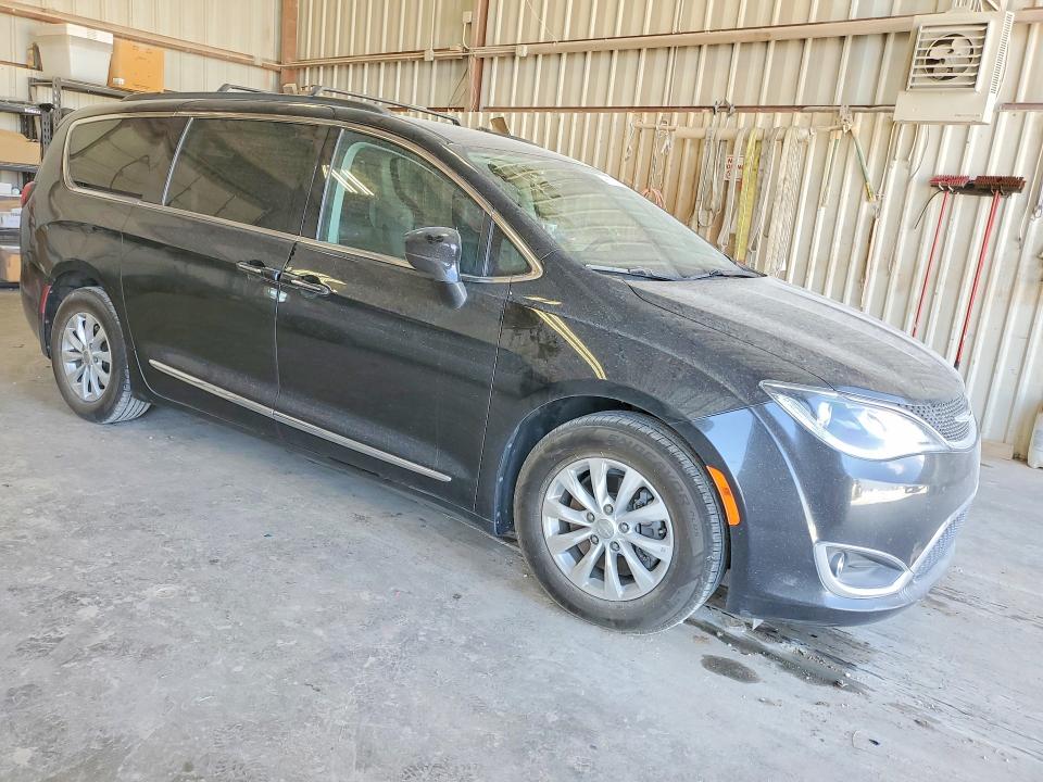 Продаж на аукціоні авто 2017 Chrysler Pacifica, vin: 2C4RC1BG5HR526723, номер лоту: 79930235