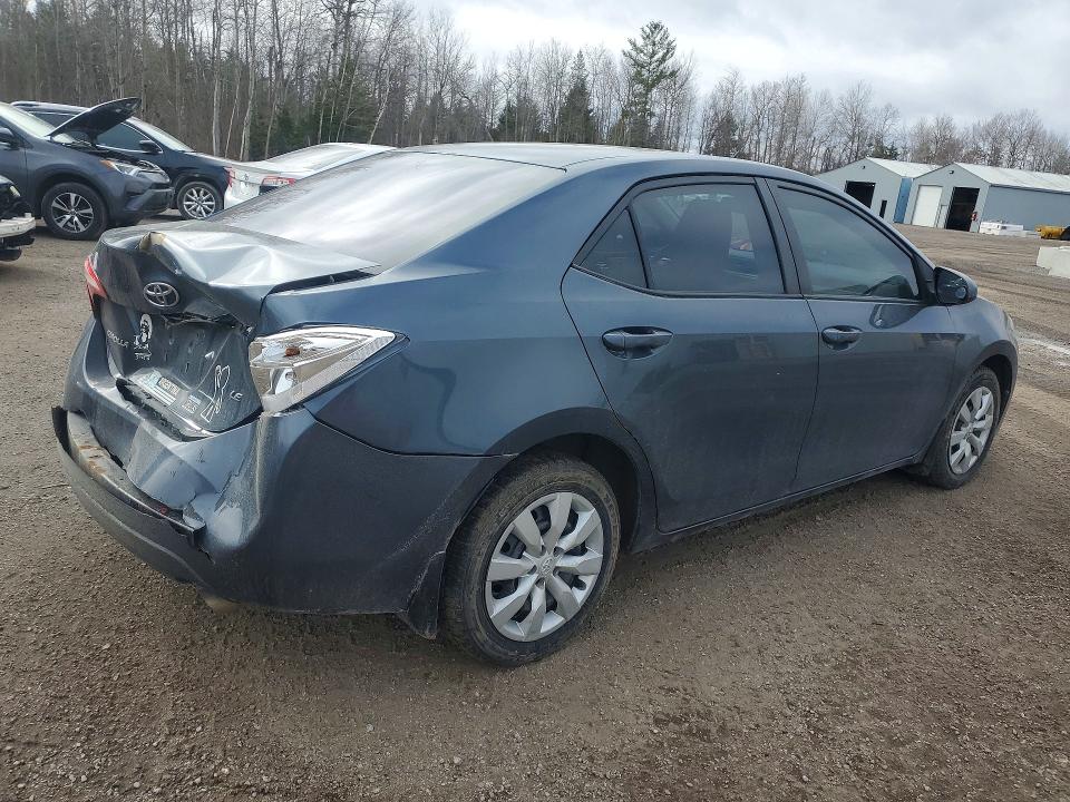41801116 :رقم المزاد ، 2T1BURHE8FC326399 vin ، 2015 Toyota Corolla مزاد بيع