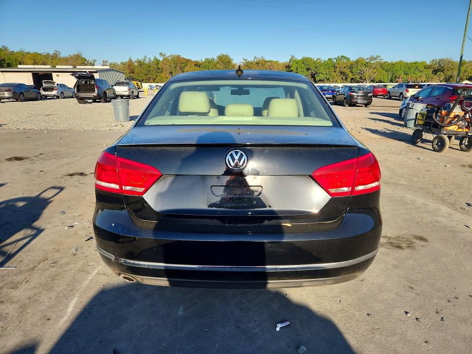 Продажа на аукционе авто 2013 Volkswagen Passat, vin: 1VWCN7A31DC012868, номер лота: 41660576