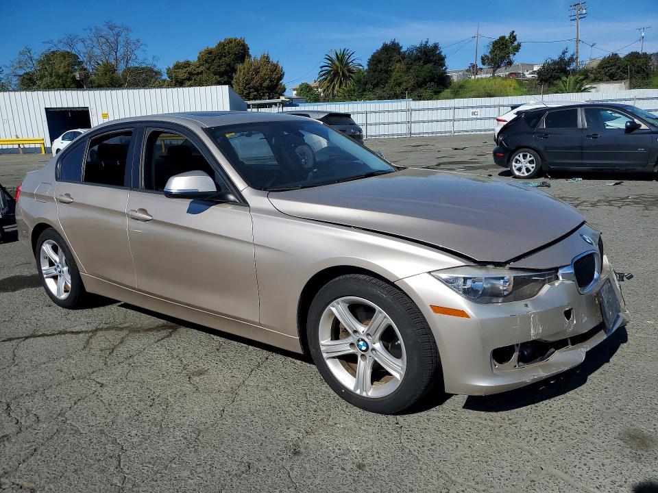 Продажа на аукционе авто 2015 Bmw 320, vin: WBA3B1C58FK136083, номер лота: 46029116