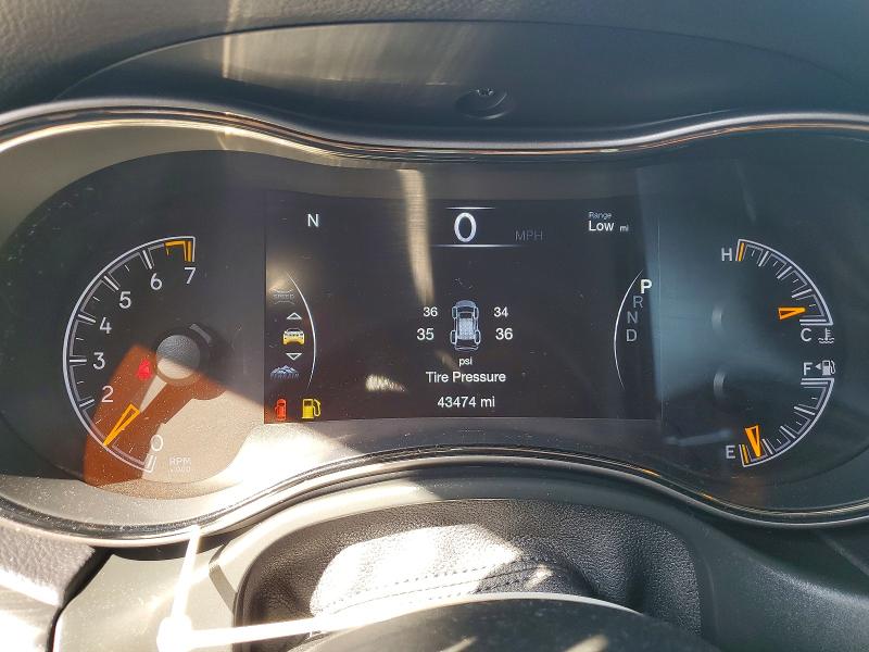 46903546 :رقم المزاد ، 1C4RJFBG3MC668493 vin ، 2021 Jeep Grand Cherokee مزاد بيع