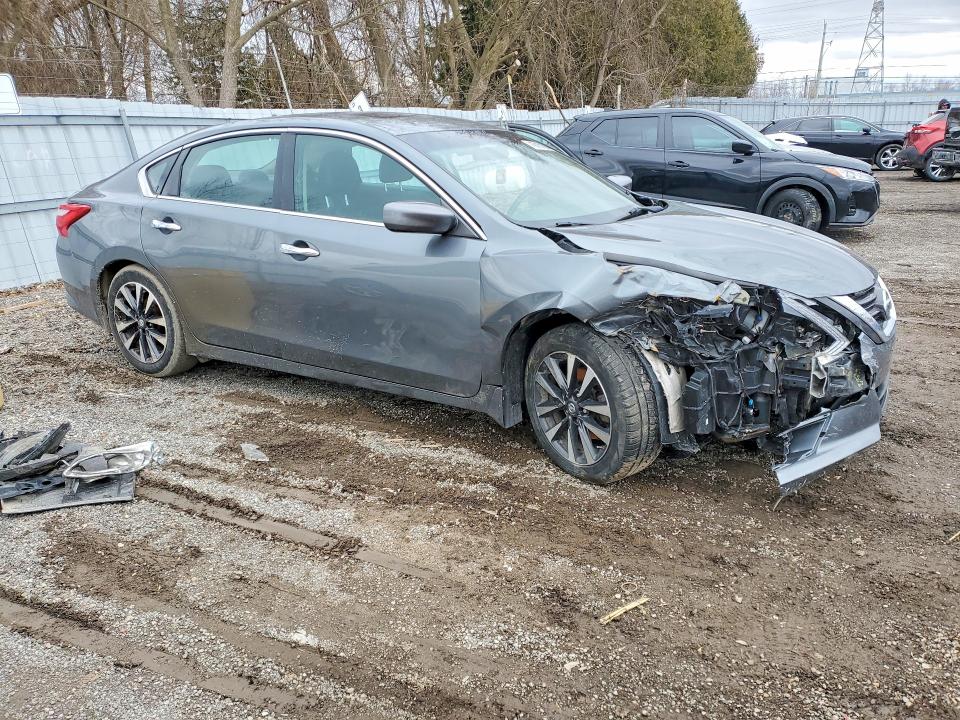 Продажа на аукционе авто 2017 Nissan Altima, vin: 1N4AL3APXHN340480, номер лота: 45810156