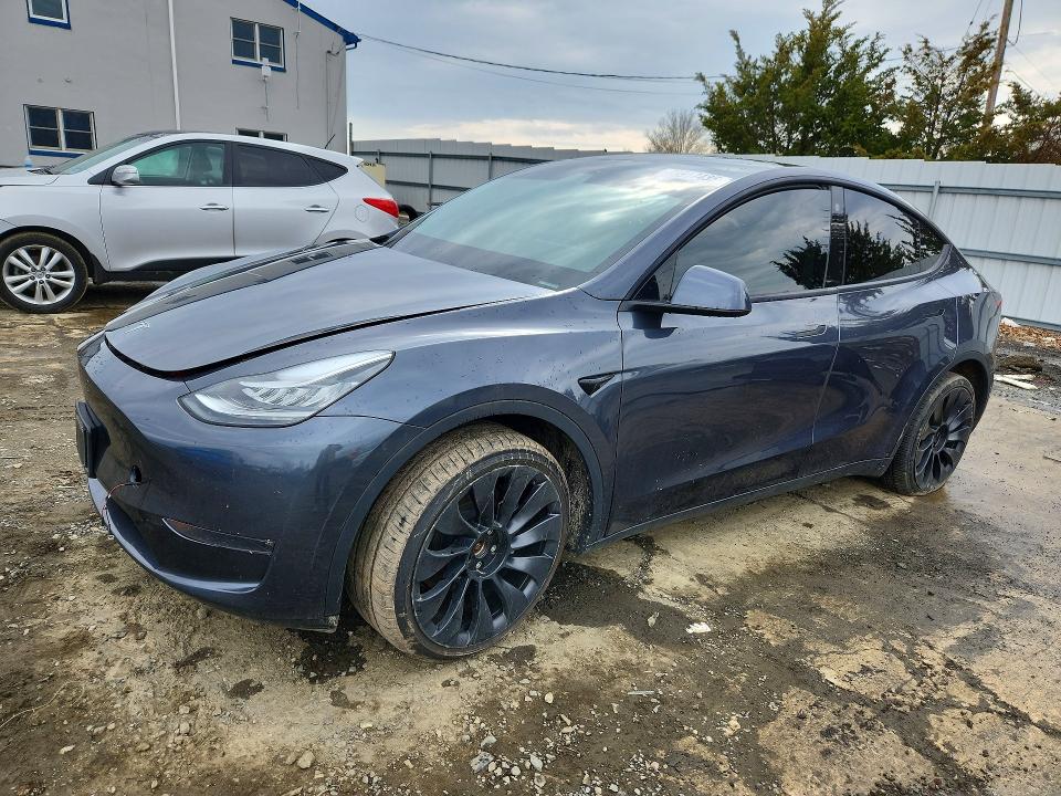 79917435 :رقم المزاد ، 7SAYGAEE8PF616469 vin ، 2023 Tesla Model Y مزاد بيع