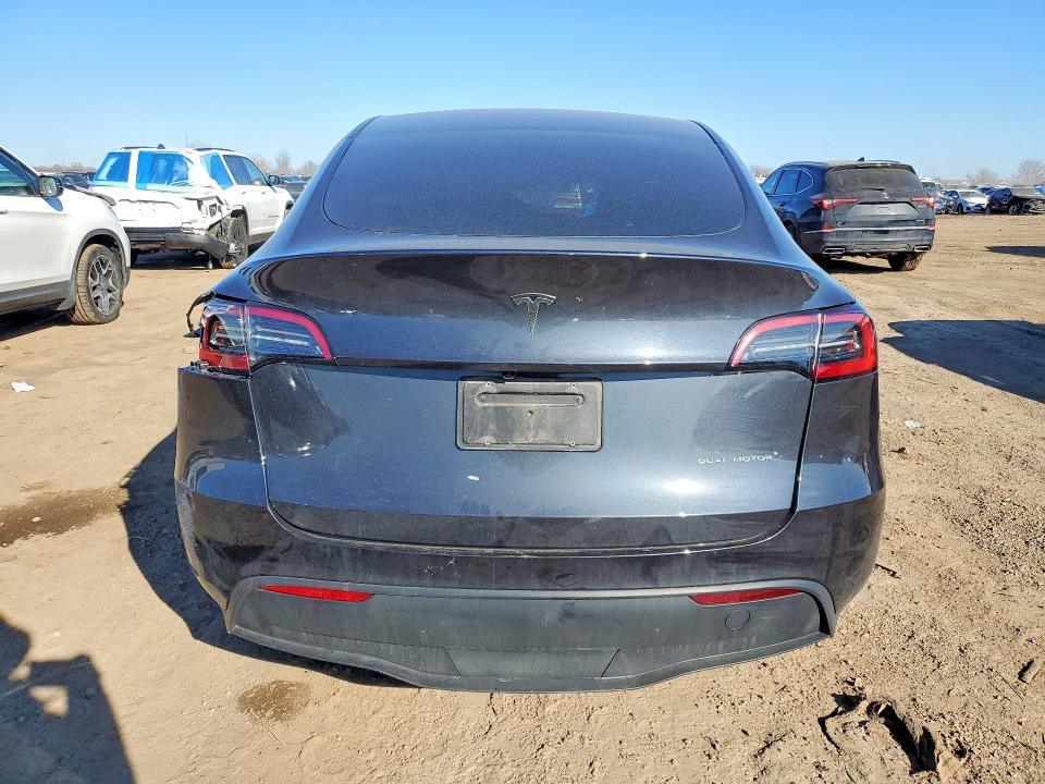 2025 Tesla Model Y მანქანა იყიდება აუქციონზე, vin: 7SAYGDEE0SF255359, აუქციონის ნომერი: 47238236
