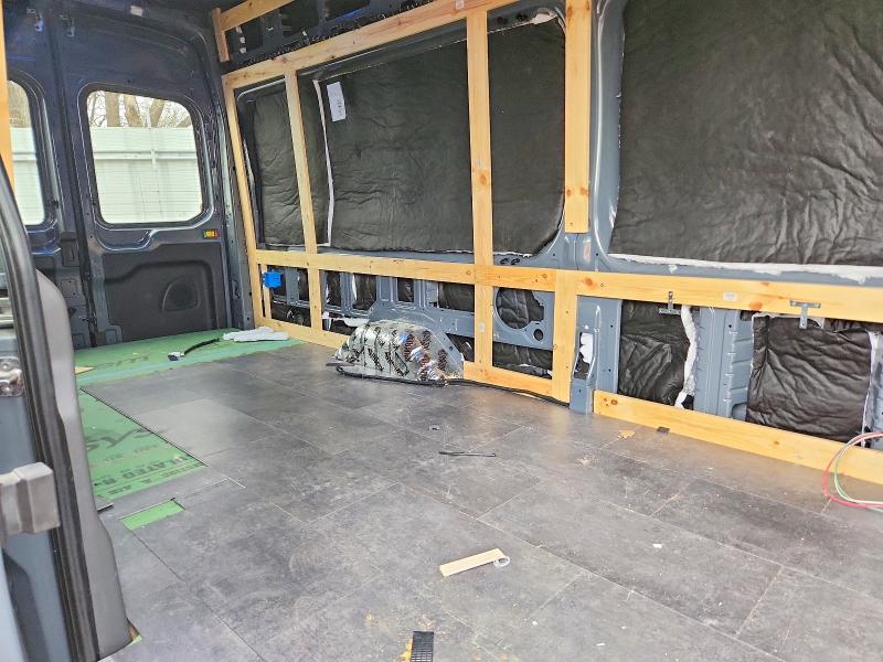 79784375 :رقم المزاد ، 1FDBW3UG7RKB82471 vin ، 2024 Ford Transit مزاد بيع