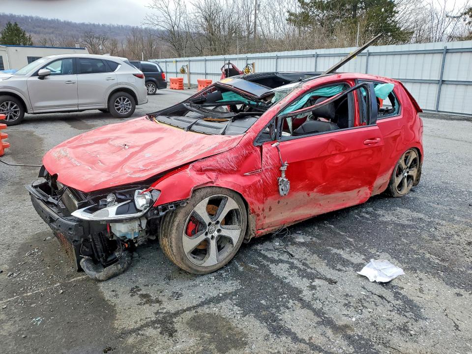 Продажа на аукционе авто 2015 Volkswagen Gti, vin: 3VWYT7AU3FM050950, номер лота: 46893426