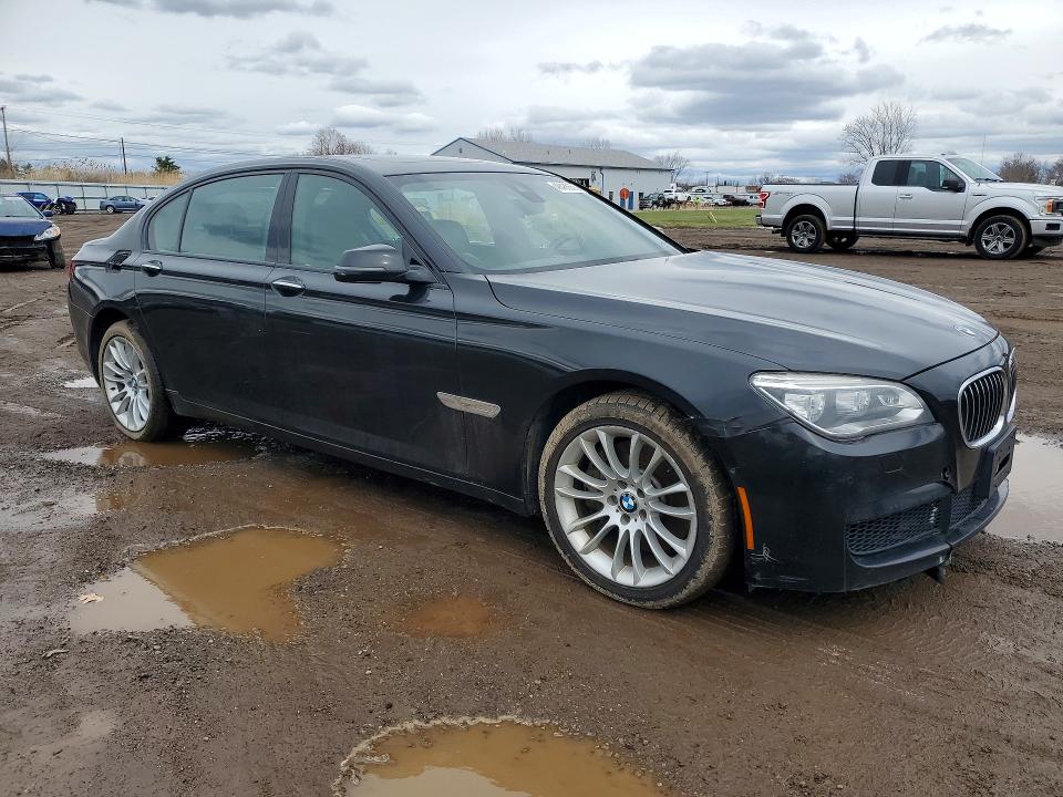 46485566 :رقم المزاد ، WBAYF8C58DD139800 vin ، 2013 Bmw 750 مزاد بيع