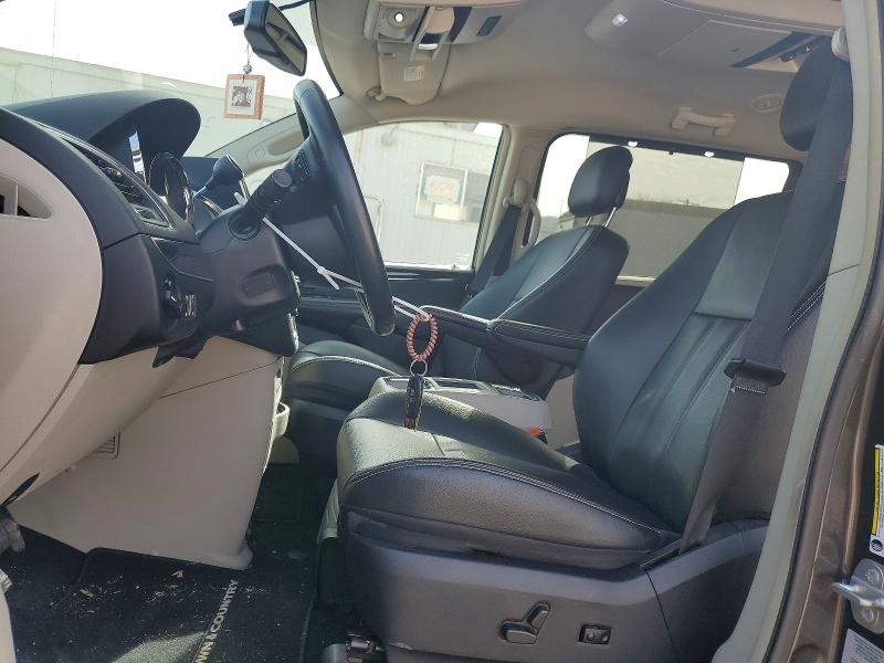 45800796 :رقم المزاد ، 2C4RC1BG2FR505678 vin ، 2015 Chrysler Town & Country مزاد بيع