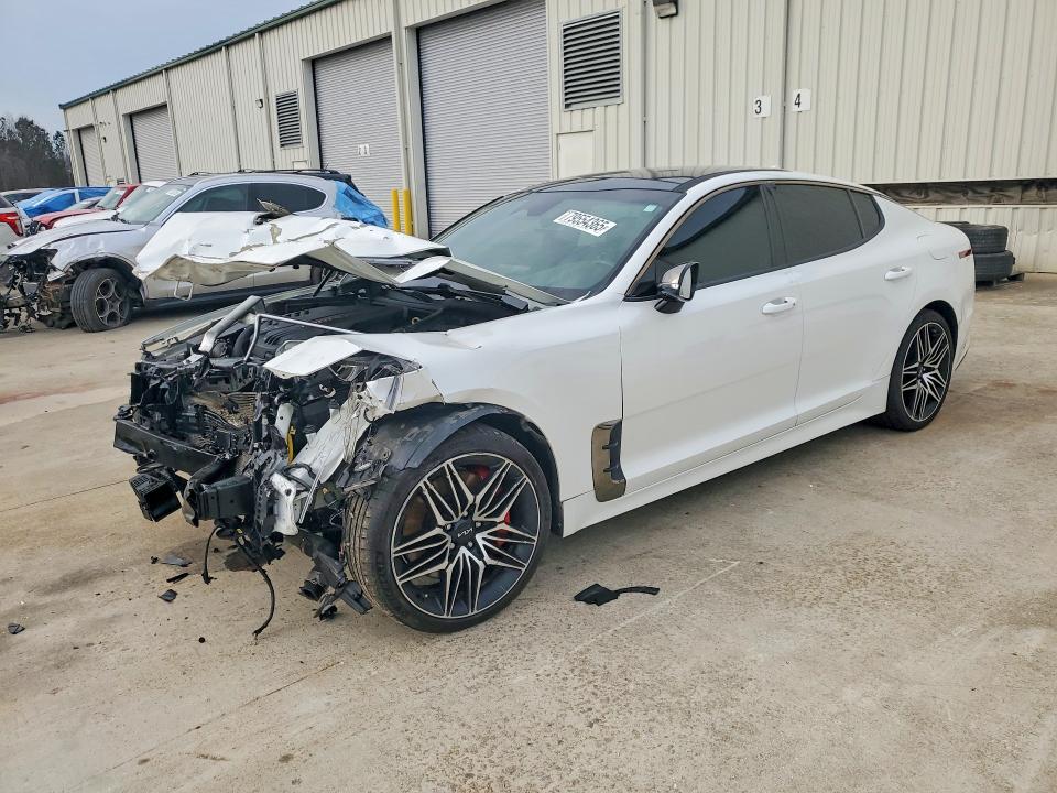 2022 Kia Stinger მანქანა იყიდება აუქციონზე, vin: KNAE45LC9N6100449, აუქციონის ნომერი: 79554365