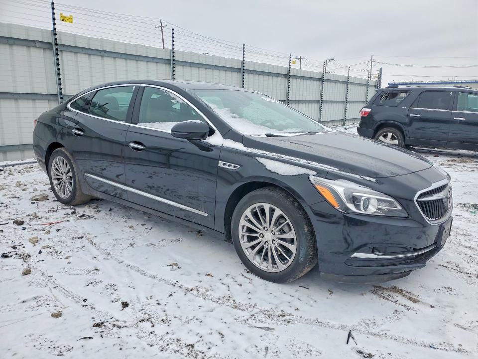 46388536 :رقم المزاد ، 1G4ZP5SZ7JU116197 vin ، 2018 Buick Lacrosse مزاد بيع