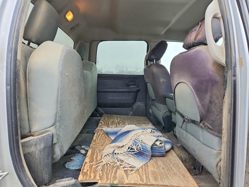 79036065 :رقم المزاد ، 3C6UR5HL6HG670704 vin ، 2017 Ram 2500 مزاد بيع