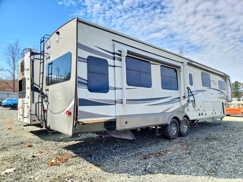 45669306 :رقم المزاد ، 1UJCJ0BV1L1LL0523 vin ، 2020 Jayco North Poin مزاد بيع