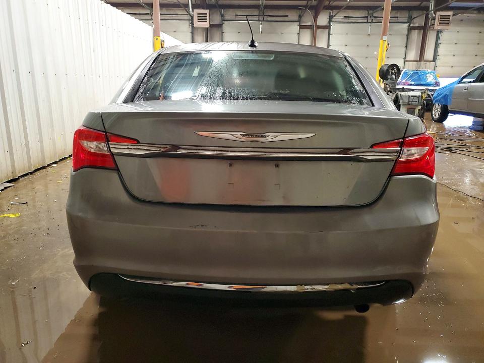 Продажа на аукционе авто 2012 Chrysler 200, vin: 1C3CCBAB0CN208519, номер лота: 79312415