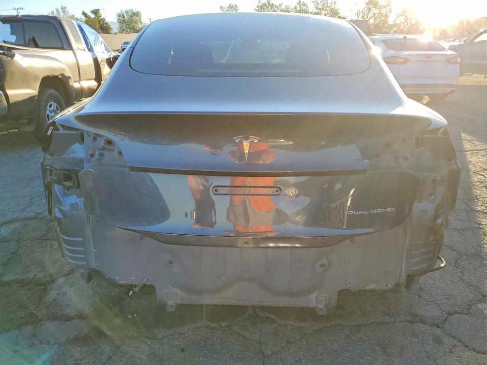 Продаж на аукціоні авто 2022 Tesla Model 3, vin: 5YJ3E1EB0NF131808, номер лоту: 45790566