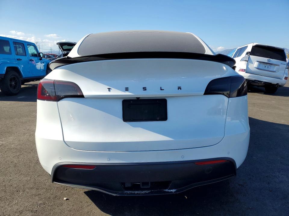 79655725 :رقم المزاد ، 7SAYGDEE5NF386646 vin ، 2022 Tesla Model Y مزاد بيع