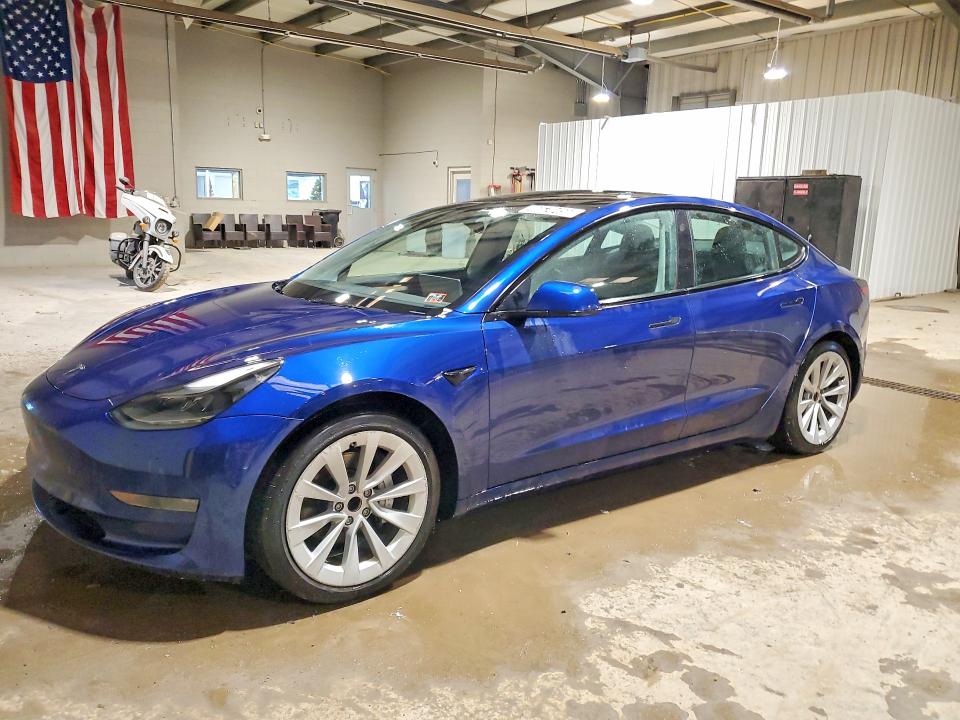 46678456 :رقم المزاد ، 5YJ3E1EA4NF371368 vin ، 2022 Tesla Model 3 مزاد بيع