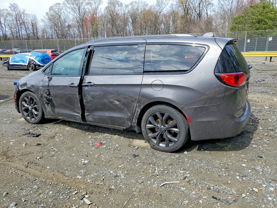 2018 Chrysler Pacifica მანქანა იყიდება აუქციონზე, vin: 2C4RC1EG5JR204293, აუქციონის ნომერი: 48043956