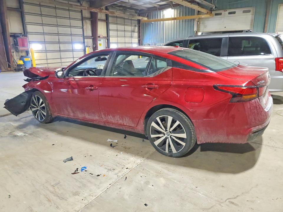 2021 Nissan Altima მანქანა იყიდება აუქციონზე, vin: 1N4BL4CW4MN367389, აუქციონის ნომერი: 47752676