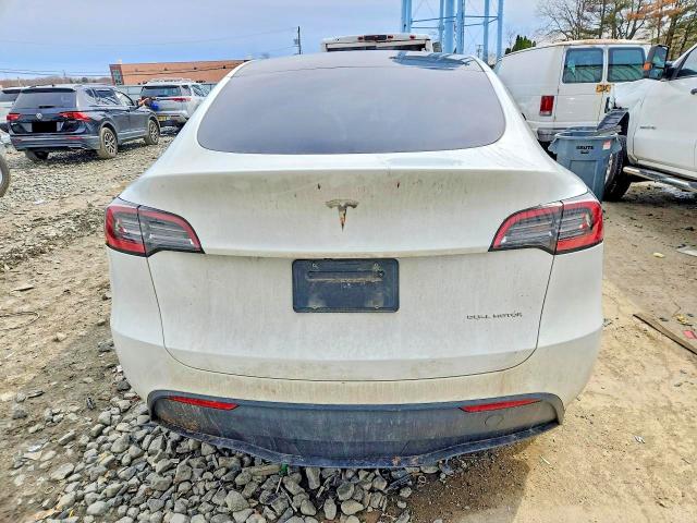 46147576 :رقم المزاد ، 7SAYGDEE9PA119560 vin ، 2023 Tesla Model Y مزاد بيع