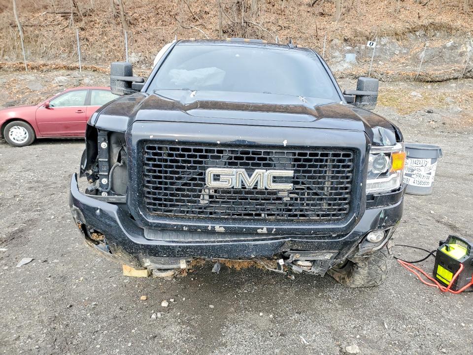 53777706 :رقم المزاد ، 1GT12UE89GF110623 vin ، 2016 Gmc Sierra مزاد بيع